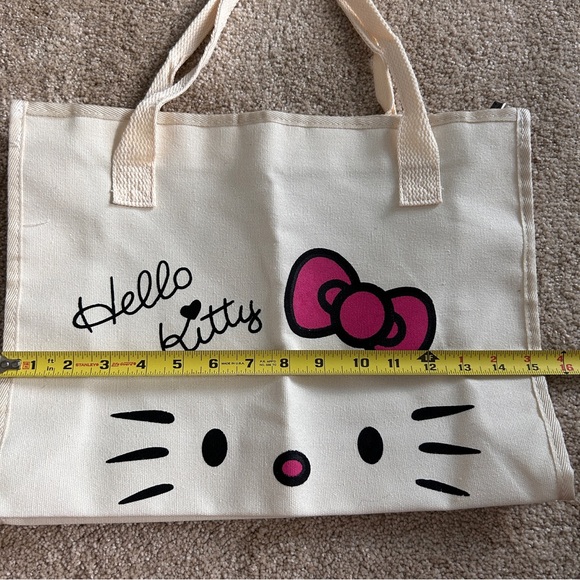 Hello Kitty Tote Bag - Picture 6 of 8